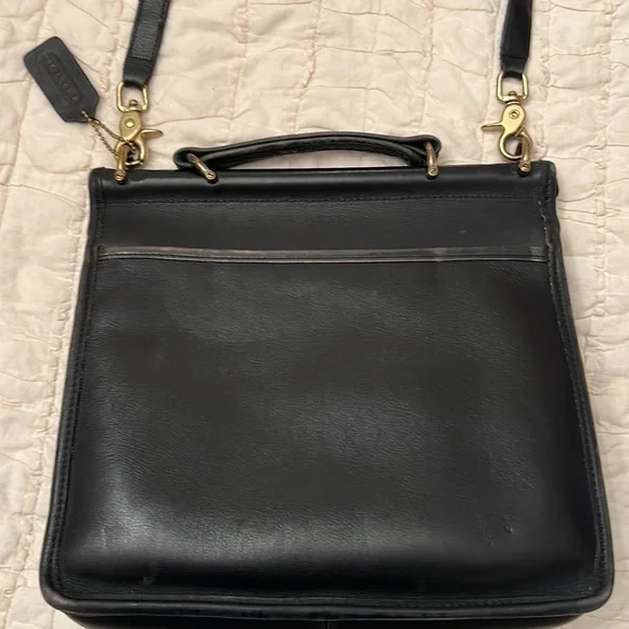 Vintage Coach Station Willis Bag in black - Picture 14 of 14